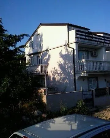 Apartment In With Sea View, Terrace, Air Conditioning, Wi-fi Novi Vinodolski