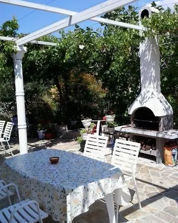 Apartment In With Sea View, Terrace, Air Conditioning, Wi-fi