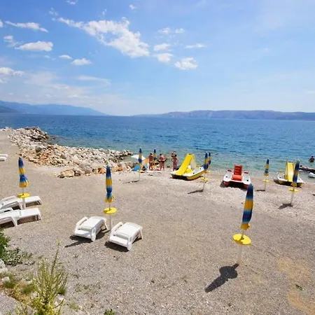 Apartment In With Sea View, Terrace, Air Conditioning, Wi-fi Novi Vinodolski